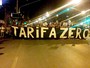 Grupo protesta em Taguatinga, no DF, contra alta nas tarifas do transporte