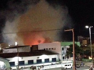 Fumaça foi vista de alguns pontos do município (Foto: Divulgação/Guarda Municipal)
