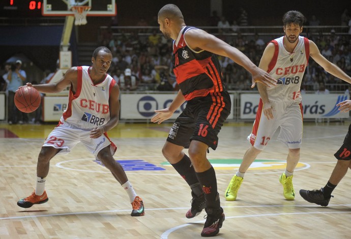 Basquete NBB - Brasilia x Flamengo (Foto: Brito Júnior/Divulgação) Basquete NBB - Brasilia x Flamengo (Foto: Brito Júnior/Divulgação)