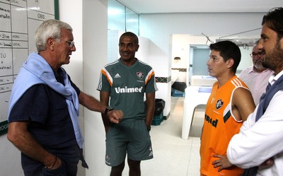 Marcello Lippi com Conca e Cristóvão Borges (Foto: Nelson Perez/Fluminense, Divulgação)
