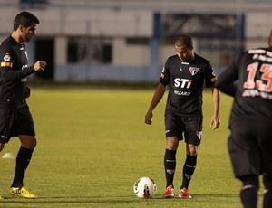 Lucas treino São Paulo (Foto: Rubens Chiri / saopaulofc.net)