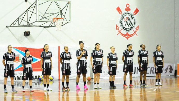 Corinthians/Americana volta aos trabalhos visando estreia na Liga