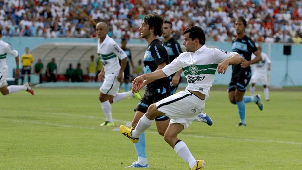 Eltinho durante a vitória do Coritiba sobre o Londrina (Foto: Divulgação / Site oficial do Coritiba)