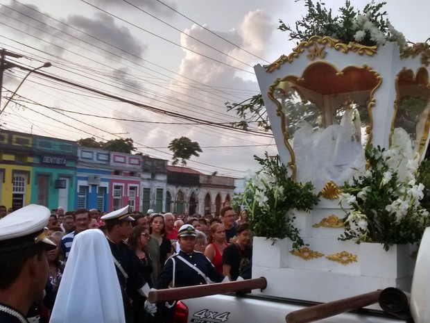 G Fiéis acompanham procissão da padroeira de João Pessoa notícias em Paraíba