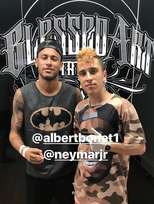 neymar faz nova tatuagem