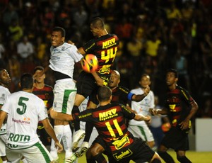 sport x sousa (Foto: Aldo Carneiro / Pernambuco Press)