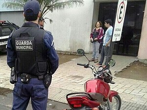 Guarda flagra tentativa de roubo em Vitória (Foto: Geovana Chrystello/ G1 ES)