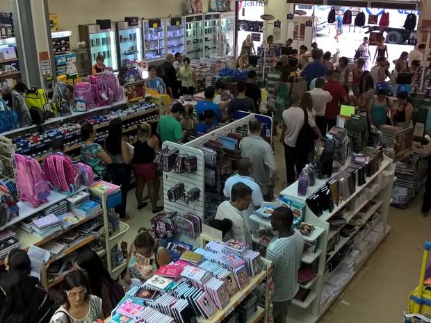 G1 Na corrida pelo material escolar, pais enfrentam Argila Artesanato Onde Comprar ~ G1 Na corrida pelo material escolar, pais enfrentam