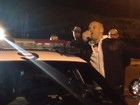 Vin Diesel vai ao local em que Paul Walker morreu e faz discurso para fãs