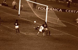 Assis fluminense gol Flamengo final do carioca 1983 (Foto: Agência O Dia)