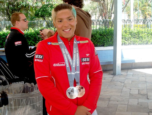 Ana Marcela Cunha medalhas Mundial (Foto: Maria Clara Ciasca)