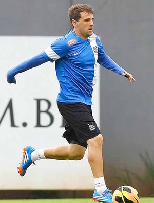 Montillo treino Santos (Foto: Ricardo Saibun / Site Oficial do Santos)