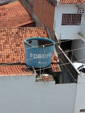 Caixa D Agua Em Creche Abandonada Vira Criadouro De Mosquito Da Dengue Mato Grosso G1