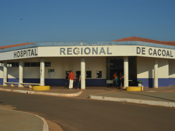 Hospital Regional de Cacoal funciona parcialmente (Foto: Paula Casagrande/G1)