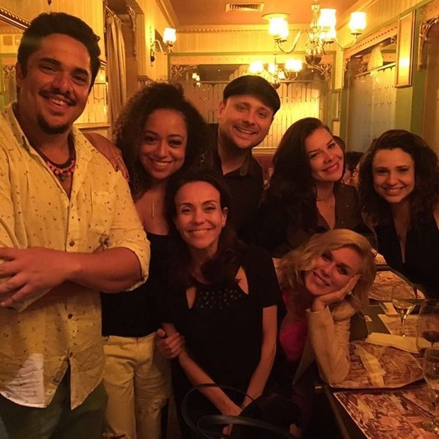 Fernanda Souza e elenco de 'Chiquititas' (Foto: Reprodução / Instagram) Fernanda Souza e elenco de 'Chiquititas' (Foto: Reprodução / Instagram)
