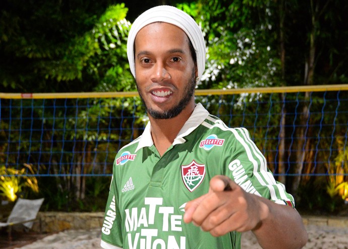 Ronaldinho Gaúcho camisa Fluminense (Foto: Alexandre Vidal / Agência FotoBR)