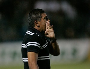 Silas Pereira, técnico do Ceará (Foto: Bruno Gomes/Agência Diário)
