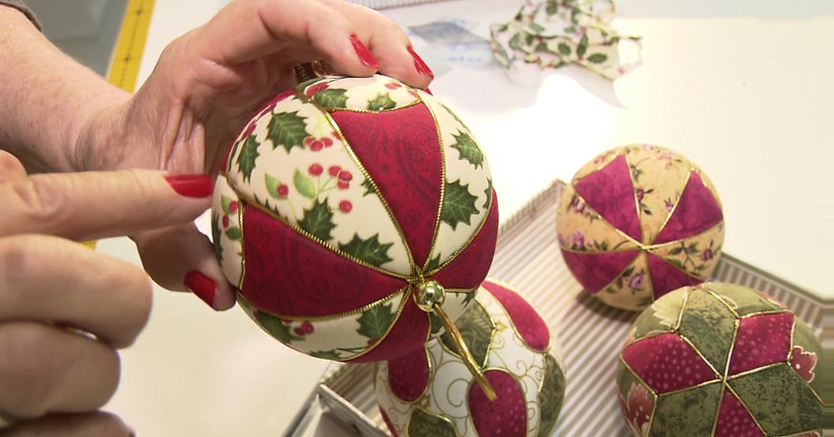 G1 - Artesã de Londrina ensina a fazer bolas decoradas para usar no Natal -  notícias em Norte e Noroeste