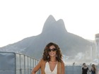 Roberta Almeida vai de barriga de fora em show no Rio: 'Perdi 10 quilos'