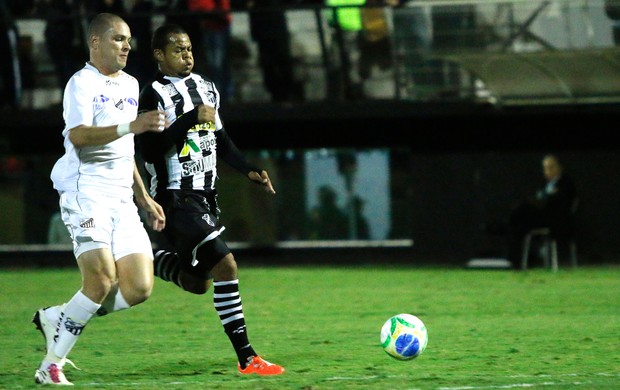 Bragantino e Ceara  (Foto: Paulo Fischer / Agência estado)