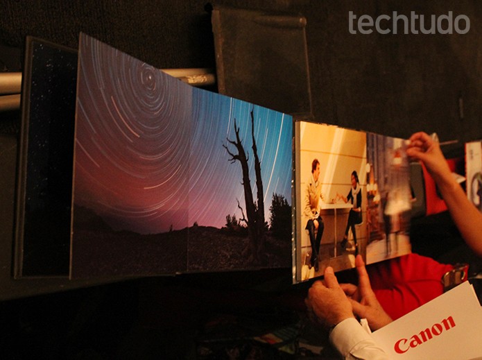 Photobooks da linha Digipix 180° Photo HD, impressos com a DreamLabo 5000 (Foto: Leonardo Ávila/TechTudo) Photobooks da linha Digipix 180° Photo HD, impressos com a DreamLabo 5000 (Foto: Leonardo Ávila/TechTudo)