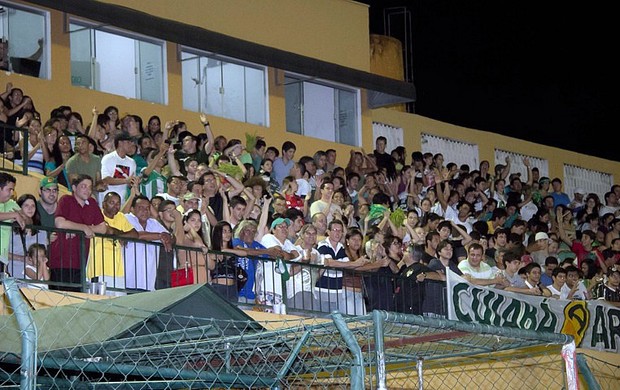 Cuiabá Arsenal torcida na final do Campeonato Brasileiro contra o Coritiba Crocodiles (Foto: Bruno Antunes/Divulgação)