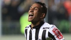 Otero faz gol olímpico, e Galo elimina o Paraná (Futura Press)