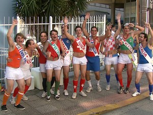 Grupo já se reuniam desde as 13h (Foto: Reprodução/RBS TV)