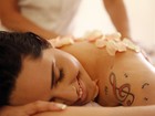 Perlla curte massagem e tratamentos faciais no dia da noiva