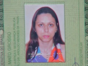 Comerciante foi encontrada morta dentro de carro em Várzea Grande. (Foto: Reprodução / TVCA)