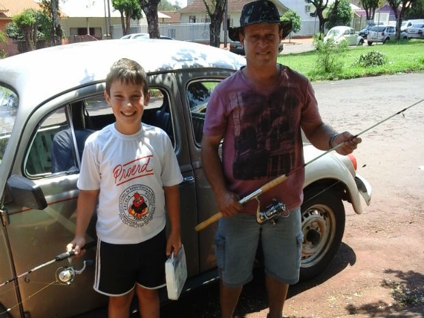 O pai de Thiago é o 'motorista oficial' até o menino completar 18 anos (Foto: Arquivo pessoal)