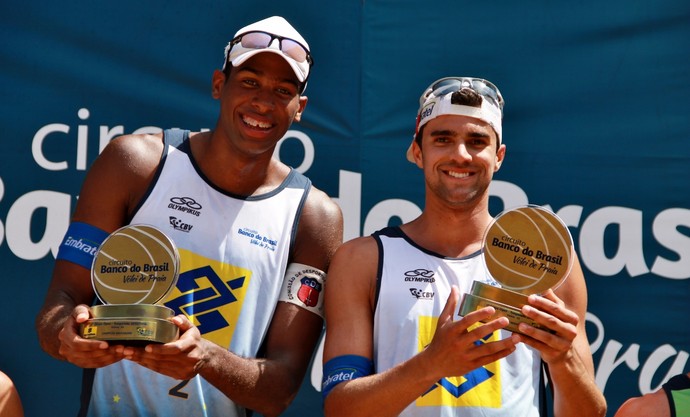 evandro e vitor felipe, evandro, vitor felipe, circuito brasileiro de vôlei de praia, vôlei de praia, etapa de vitória (Foto: Divulgação / CBV)