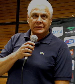 Roberto Dinamite coletiva Vasco (Foto: Edgard Maciel de Sa)