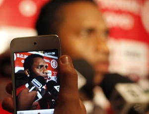 Willians, novo volante do Inter (Foto: Diego Guichard)