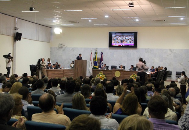 Público lotou Câmara Municipal durante cerimônia de empossamento (Foto: Assessoria de Imprensa / Câmara Municipal)