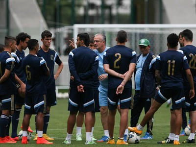EXCLUSIVO: Palmeiras terá quatro desfalques e Lúcio entre os reservas no clássico
