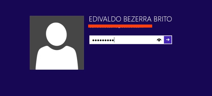 Fazendo login para entrar no sistema depois de atualizar (Foto: Reprodução/Edivaldo Brito)