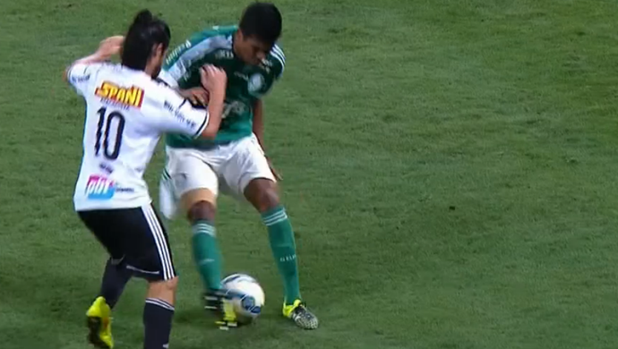 Cristian vence disputa de 