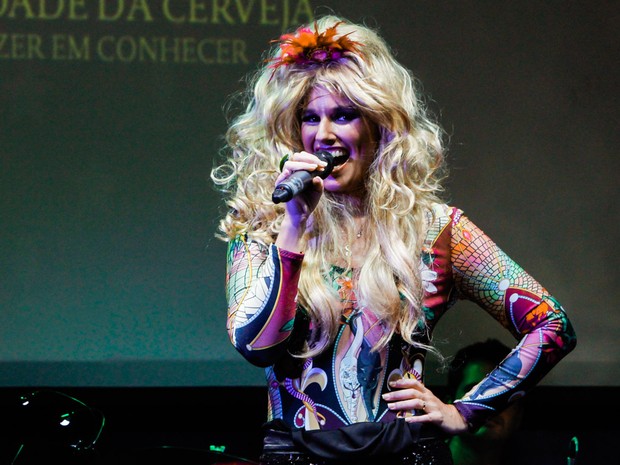 Mariana Belém em show em São Paulo (Foto: Manuela Scarpa/ Foto Rio News)
