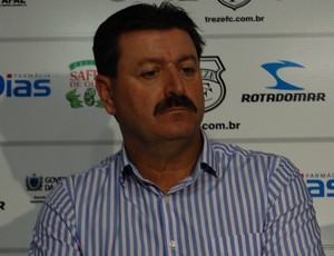 Leandro Campos, técnico do Treze (Foto: Silas Batista / Globoesporte.com/pb)