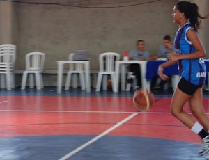 Malu Martins, atleta paraibana de basquete sub-15 (Foto: Globoesporte.com/pb)