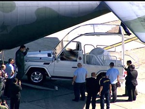 Chegada do papamóvel ao Rio de Janeiro (Foto: G1) Chegada do papamóvel ao Rio de Janeiro (Foto: G1)