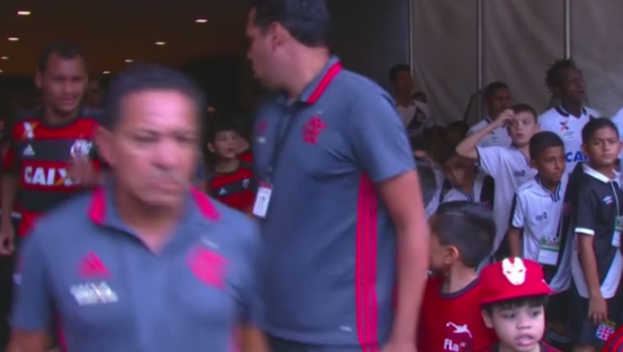 Flamengo, entrada em campo na Arena Amazônia (Foto: Reprodução SporTV)