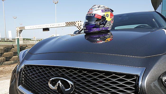 Sebastian Vettel capacete GP de Abu Dhabi