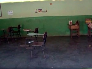 Escola de povoado tem apenas uma sala de aula (Foto: Reprodução/TV Bahia)