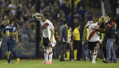 Em rede social, argentinos do Verdão lamentam confusão no Boca x River