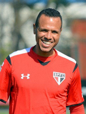 Noriega critica liberação de Luis Fabiano pelo STJD: 