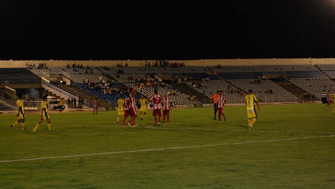 Sport Campina x Auto Esporte, Amigão (Foto: Silas Batista / GloboEsporte.com)
