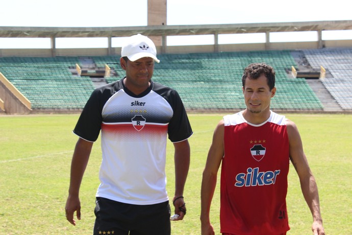 Jeferson Silva e Esquerdinha (Foto: Renan Morais )