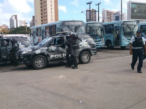 No terminal do Papicu, a Polícia Militar reforçou a segurança no local (Foto: Gioras Xerez/G1 Ceará)